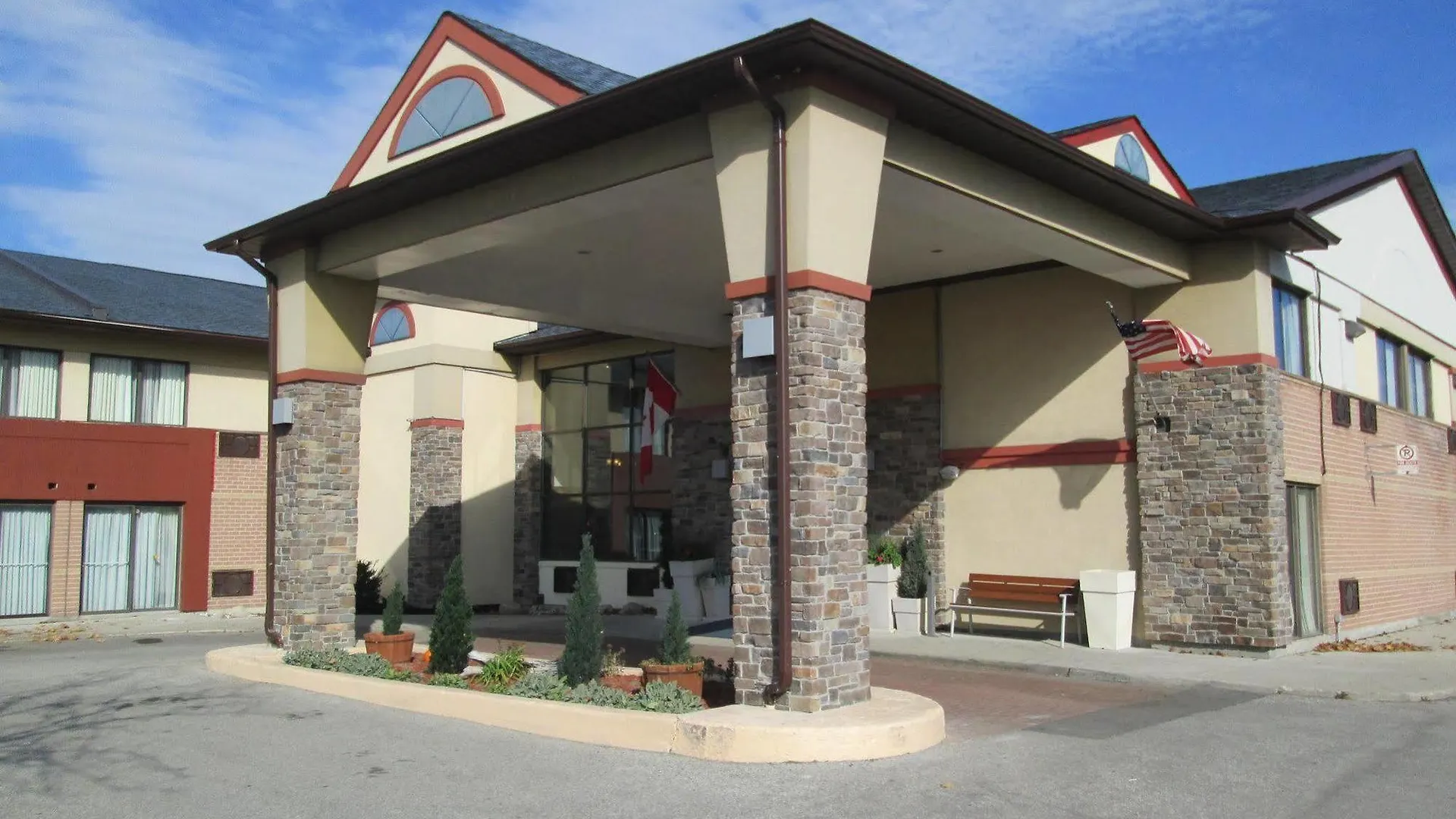 Quality Inn & Suites 5585 Ambler Drive Mississauga Ontario