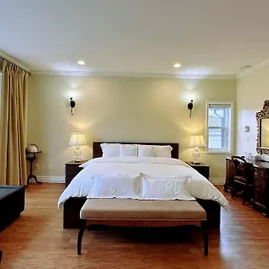  Villa Super Cosy 8bed & 6bath In Heart Near To Airport Canada